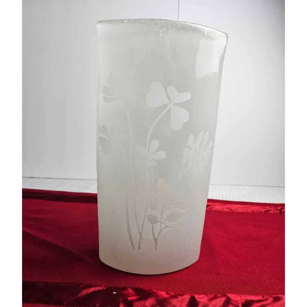 Vintage‎ clear glass soft white floral etched vase.